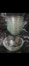 Cargar imagen en el visor de la galería, 4oz Glass Bowl for Melting your Wax Melts