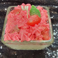Lataa kuva Galleria-katseluun, Strawberries and Champagne  🍓🍾  Scented Candle